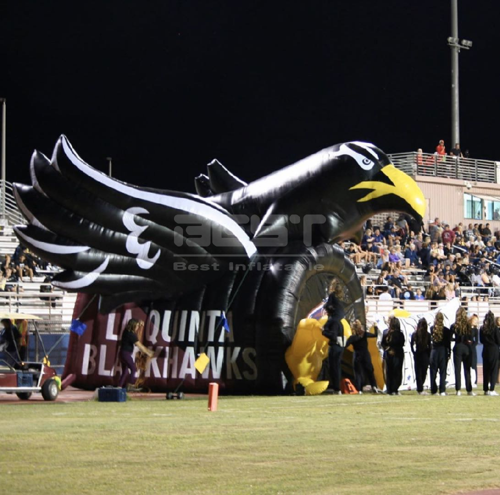 Customized Football Match Black Hawk Head Tunnel inflatable Athletes Enter Tunnel