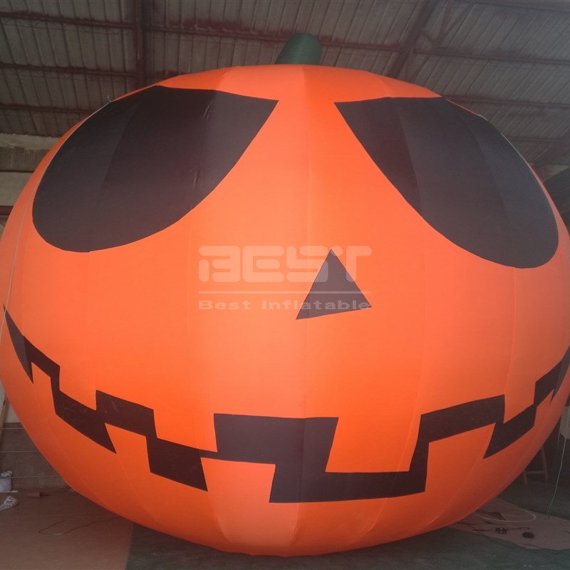 Giant large outdoor LED light head ghost Halloween themed inflatables pumpkins