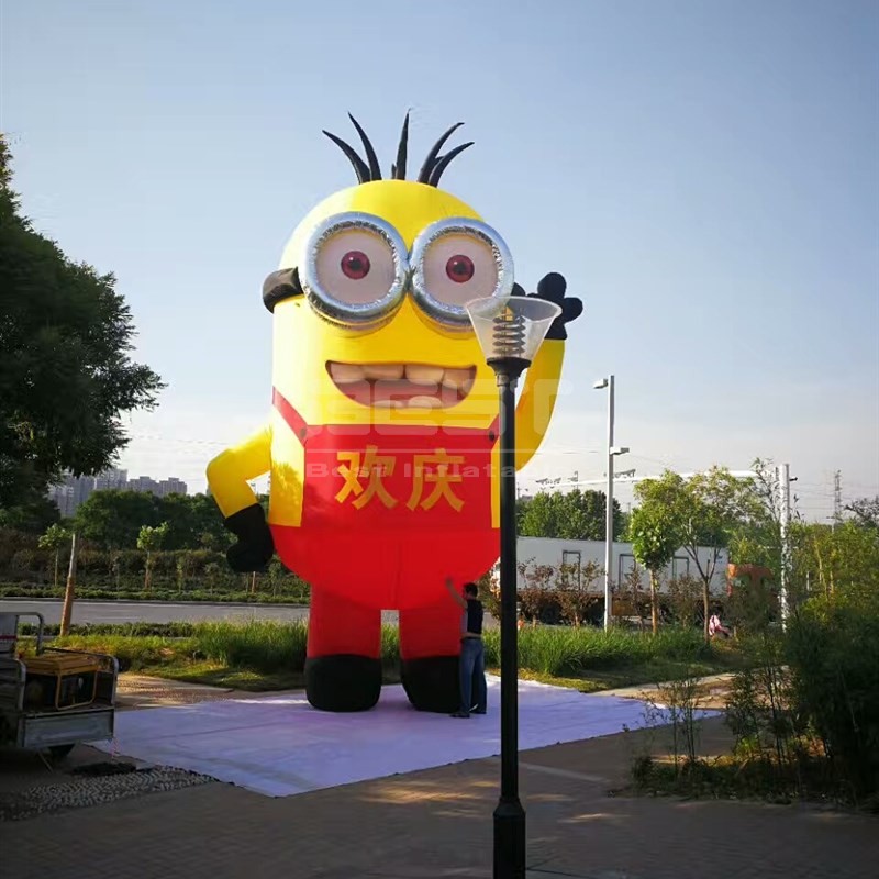 Factory customized cartoon balloon big inflatable minion mascot balloon for events